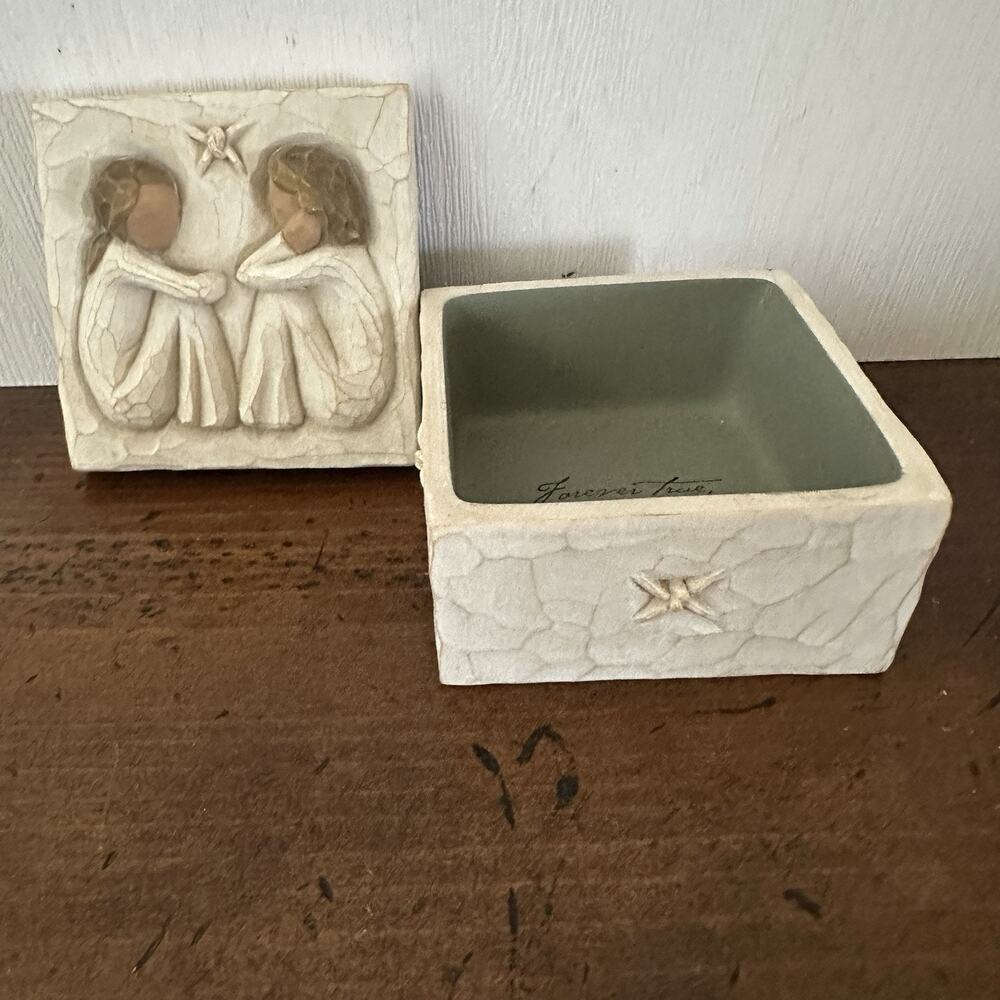 Willow Tree Susan Lordi 2003 Friendship Keepsake Trinket Box Demdaco